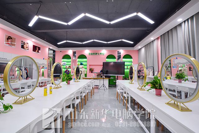 女生高中辍学可以学化妆吗