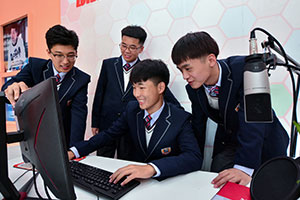 16岁男孩不上学了学什么比较好