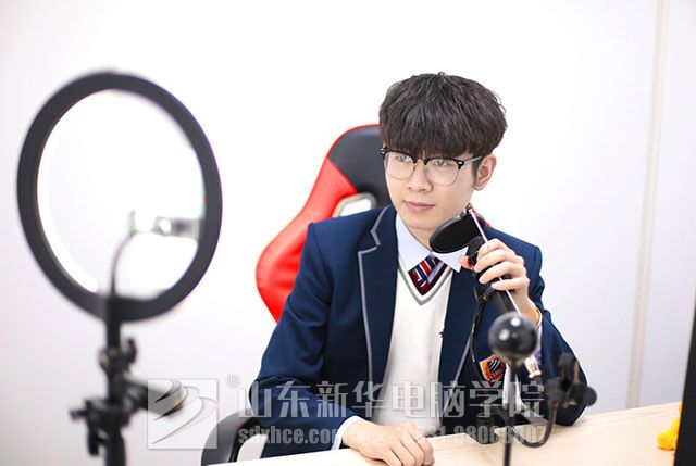 男生学什么好