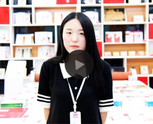 张云晓：从美妆师到平面设计师的华丽蜕变